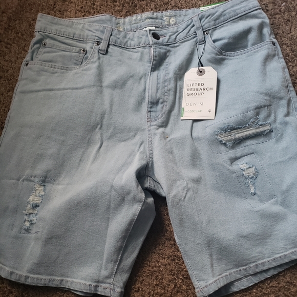 LRG Ripped Jeans Shorts - Picture 2 of 3
